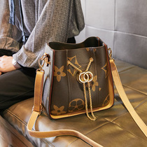 French official Caring Koko~Leather bag female printing portable bucket bag large capacity shoulder bag