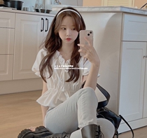 South Korea Sweetheart Teenage Girl Pellet June Summer Sweet Agaric Folds Necklace with Dew Shoulder Shirt