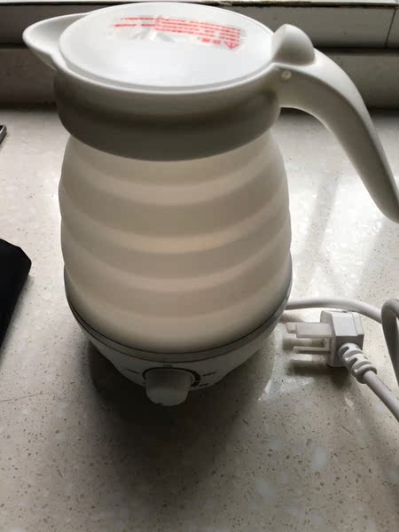 苏泊尔SW-06J002迷你热水壶