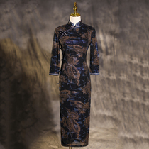 High-end cheongsam autumn long sleeve fashion printing thin long modified Republic of China retro old Shanghai mother dress