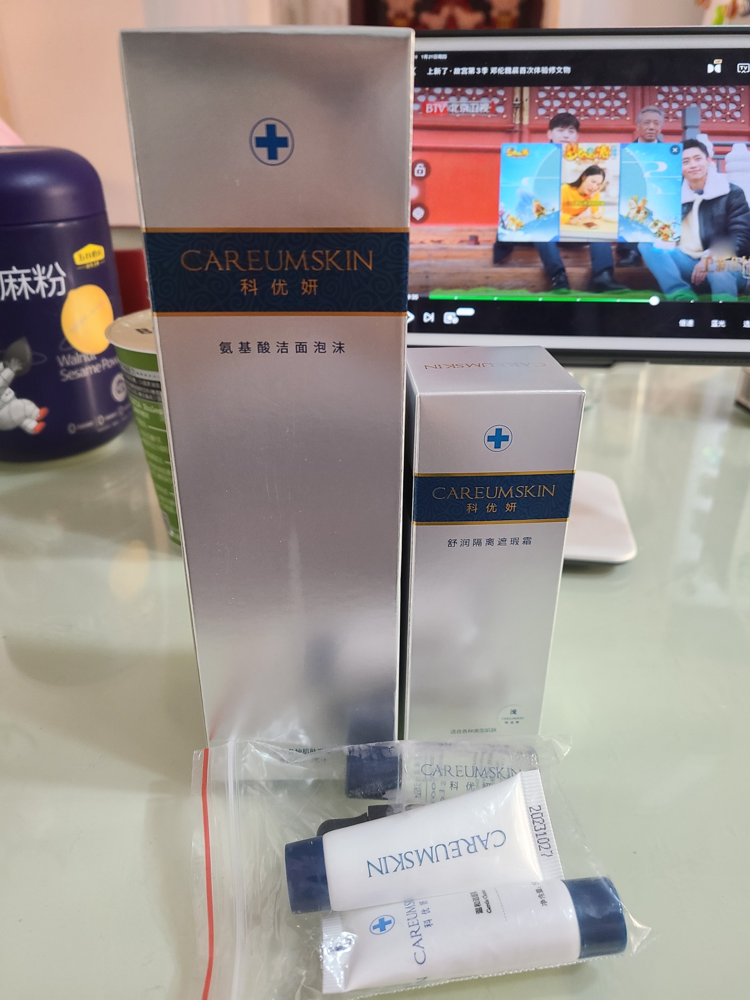 洁面慕斯和洗面奶哪个好用，洁面慕斯什么牌子好用