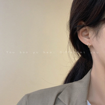 Simple Net red ear buckle 2021 New Tide ins cold wind earrings Korean temperament niche earrings earrings female