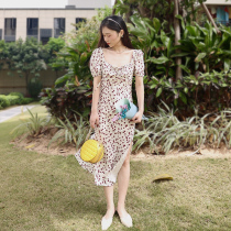 Small bubble sleeve dress women gentle wind 2021 new summer square collar temperament split Medium-length dress