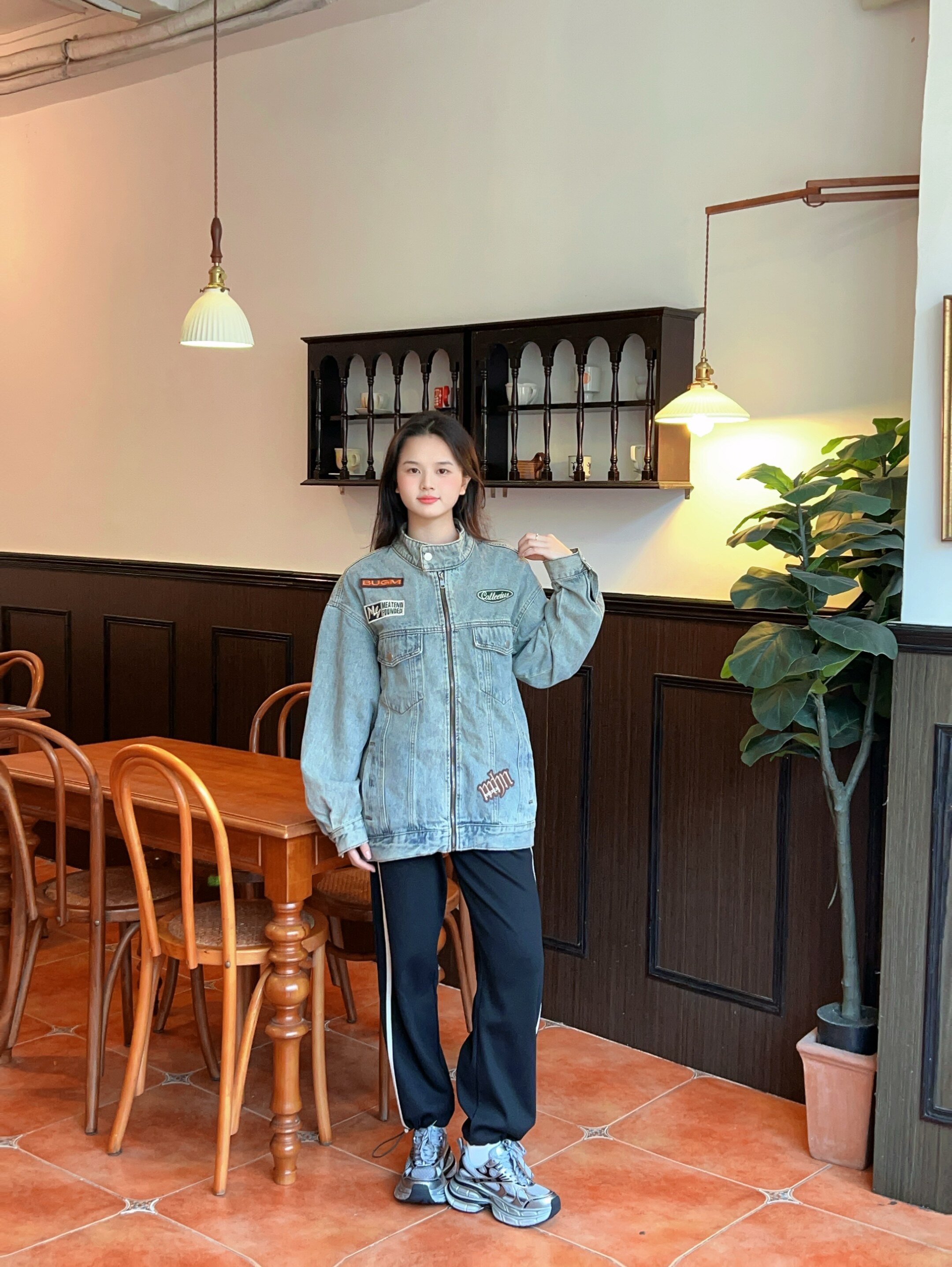 迪丽热巴同款骆驼银月老爹鞋 厚底增高拉长比例 银色系未来感十足