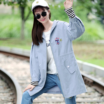 2020 Spring and Autumn new girl students Korean version of long coat High School students trench coat college style Joker