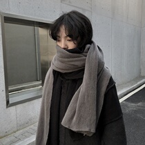 French big stars net red with matching scarves 2021 autumn and winter new cashmere warm lovers surround the dark black wind