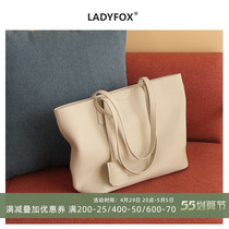 Genuine leather Soft leather Single shoulder Totbag Bull Leather Commuter Big Bag Woman Large Capacity Winter New Hand 100 Hitch White Bag