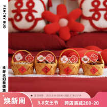 Humbling Little Red Book Peach Couple)) Denial of the tacky young peoples Day Ins wedding wedding house arranged bamboo basket