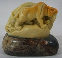 In the dragon disc full natural Qingtian jade stone sculpted duozodiac animal pendulum pieces handicraft antique genuine products overdraft