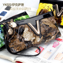 Female style national wind ink flower double zipper lacquer leather bright face wallet hand carrying bag hand holding bag large capacity inclined satchel bag