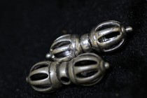 925 silver made of old Tibetan Buddhist pearl accessories glossy surface Nine King Diamond Pestle Length 3 2cm