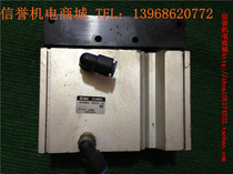 Second-hand Japanese imports of SMC MGQM50-M3024-50 three-bar cylinder pneumatic elements