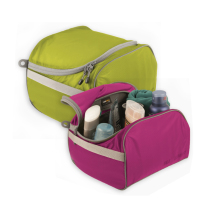 Sea to Summit Travel wash bag bag contains poor ultra-light finishing makeup wash supplies inner bag