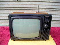 Very nice Japanese original installed Hitachi Antique TV * full function normal (bag really old)