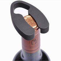  Black plastic red wine paper cutter Paper cutter opener cutter Red wine foil cutter Red wine paper cutter