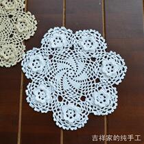 Handmade stereo crochet hook flower shooting props Z wind day single forest retro cotton decorative round mat