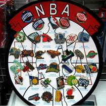  Basketball fan supplies Badge brooch 33 chest buckles Souvenir collection gift Rocket 76 people