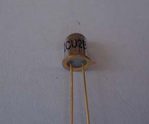 Metal package photodiode 2CU2B optical control circuit Silicon phototransistor Transmit and receive quality assurance