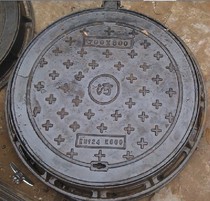 Ductile manhole 700 round fire fighting five-proof anti-subsidence rain sewage ductile cover water grate cover weak electric well