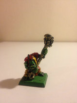 The wheat is also recorded in the war hammer. The ancient green leather is out of print. The metal is on the stage.