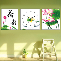 Cross embroidered self-embroidered 2022 new lotus clock clock triptyline embroidered living room hand embroidered Chinese wind 2021