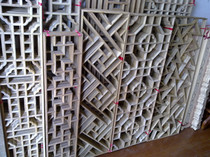 Chinese style decoration hollowed-out flower lattice wood grid carved wood doors and windows living room Xuanguan partition screen suspended ceiling flower plaid