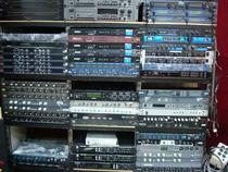  Recycling microphone amplifier pressure limiter mixer effect device synthesizer audio source music production equipment