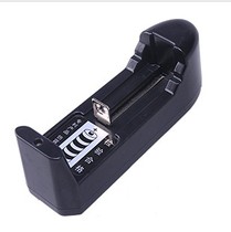 Special price intense light hand electric 18650 14500 charger 3 7V4 2V1 2V lithium battery charger