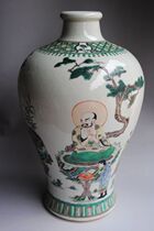 Qing Kangxi colorful monk figure plum bottle