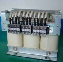 Servo dedicated power isolation transformer 4KVA input three-phase 380V output three-phase 200V brand new