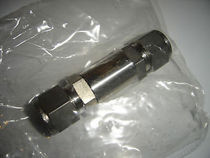 Brand new SWAGELOK Sealock uni-directional valve 1 2 Sleeves Stainless Steel SS-8C-1