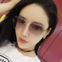 2019 new sunglasses female Korean version of the tide retro Harajuku style round face star with the same net celebrity sunglasses 2018 glasses