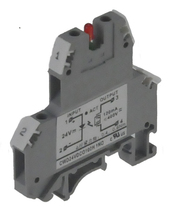 24V input photoelectric isolation terminal ultra-thin rail mounting output end switching 0~400V AC DC 100mA