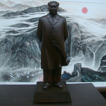 Black sandalwood carving Mao Zedong full-length portrait ornaments mahogany solid wood carving crafts figure Mao Chairman Mao portrait great man