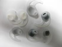  Dr BOSE ie2 ie3 In-Ear 2 in-ear headphones Silicone ear tips Large medium and small 1 pair each