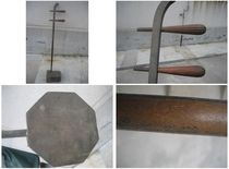 Ancient national musical instrument collection ethnic stringed instrument old low Hu boxwood axis Republic of China big low Hu