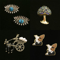 Professional Amasht 2021 new jewelry eye brooch mushroom brooch carriage accessories pin female