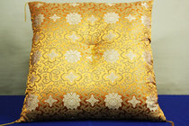 Tang Mei Dong Mei Qin Dong Ji Qin Shan Jia Pear Cushion Buddhism