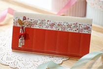 South Koreas original imported horizontal cards and flowers are sent together.