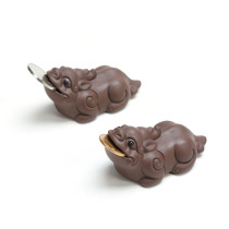 Mingfeng kung fu tea set purple sand tea pet ornaments to take money small brave tea plate decoration tea creative purple sand tea play