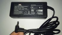 Blade laptop power adapter 19V 2 2A Universal Laptop Charger JY-19220 Small Mouth