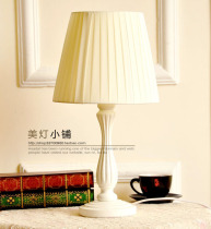  Table lamp European simple bedroom table lamp Modern American Nordic bedside lamp George