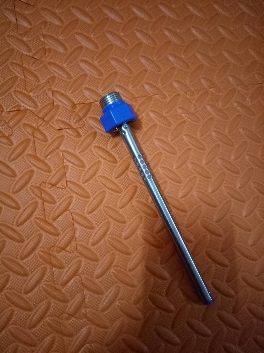 Suitable for single blue 20 long built-in insulation wall electric water heater insulation N red blue hot and cold water inlet screw