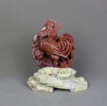 A dozen years old store Book room door Living room Xuanguan Golden Rooster Daily News India Red Freeze Fine Green Fields Natural Jade Stone Sculpture Pendulum