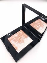 Clinical Fracture Bobbi Brown Five Flowers High Light Baron Crystal Bright colorful disc Pink glow Mini