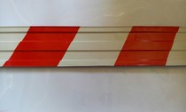 Galvanized Iron Sheet Construction Site Outer Shelf Floor Insulation With Skirting Board Warning Line Yellow Black Red White Baking Varnish