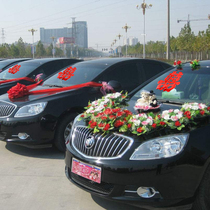 Wedding car decoration deputy team does not leave marks