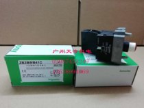 Original Schneider Schneider with light button switch lamp holder contacts ZB2BWB41C Red
