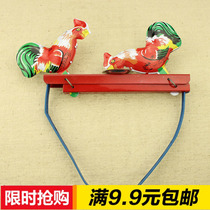 After 80 nostalgic classic two Roosters eat rice chicken pecking rice chicken pecking rice iron hair cock traditional national toys