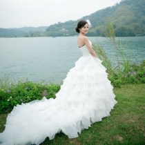 Material Portrait Photography Extramarital wedding Wedding Dress Swing for a pose Pose clear of pure meritocratic HD Photo more than six thousand p